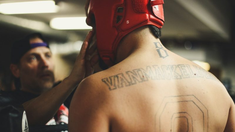 伝説のUFCファイター、アントニオ・ホジェリオ・ノゲイラが復帰戦でインフルエンサーをワンパンKO